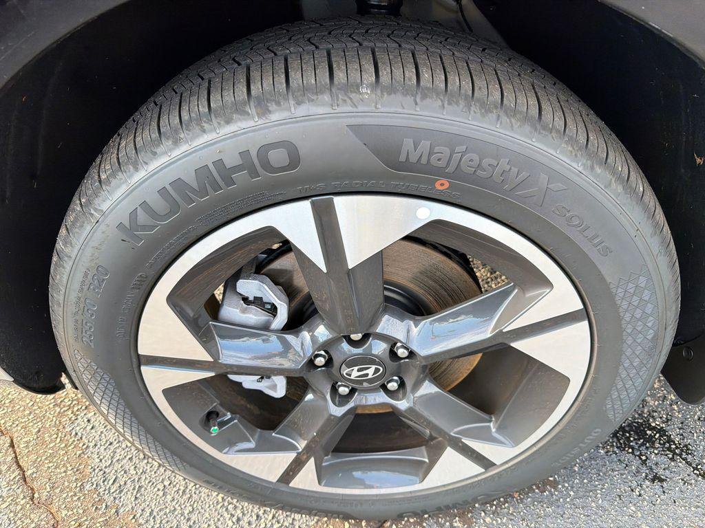 New 2026 Silver Hyundai Limited FWD image 11
