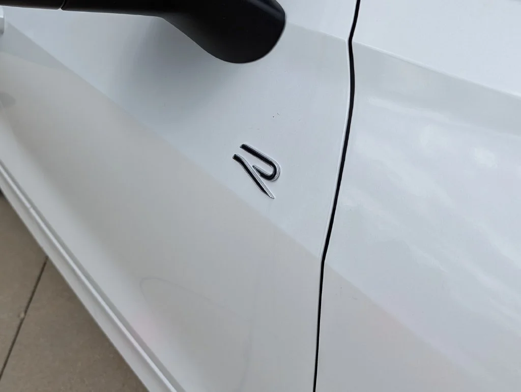 New 2026 White/off-white Volkswagen SE R-Line Black image 3