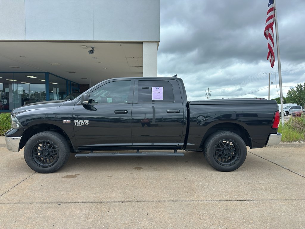 Used 2019 Brilliant Black Crystal Pearlcoat Ram Big Horn image 8