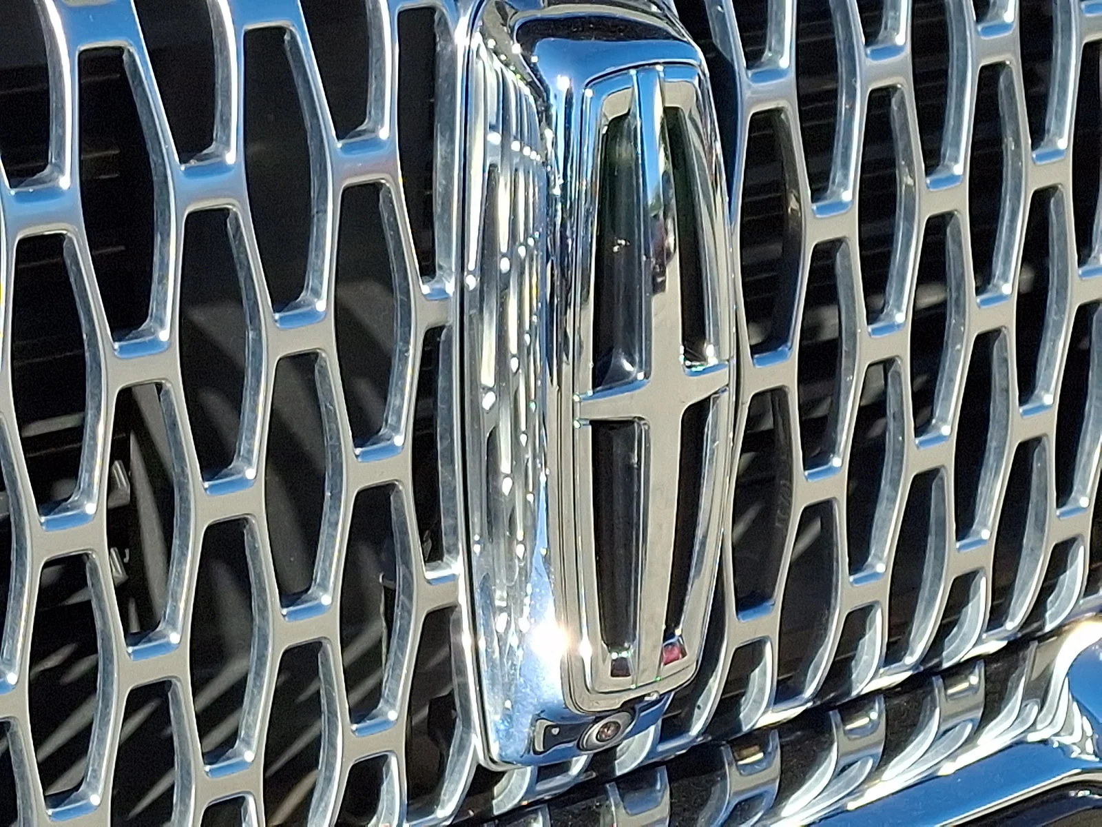 Used 2021 Black Lincoln Reserve image 32