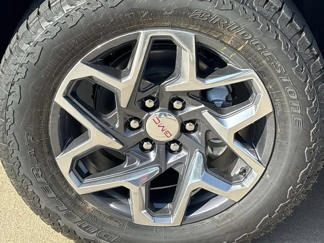 New 2026 Summit White GMC SLT image 10