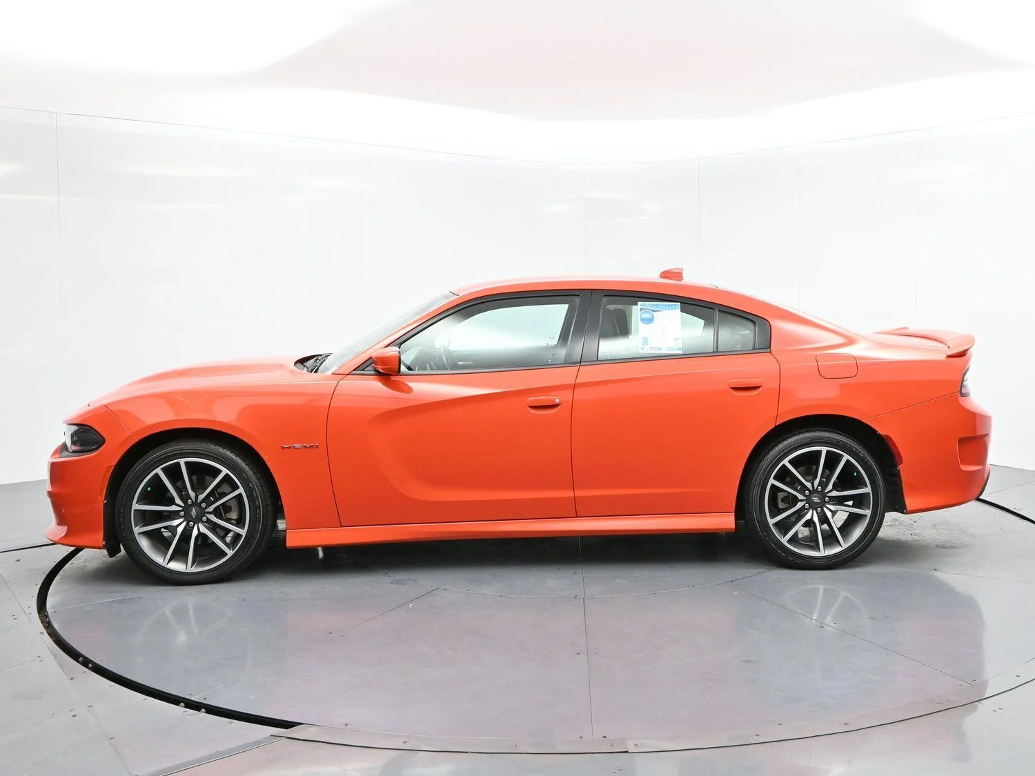 Used 2021 Go Mango Dodge R/T image 4