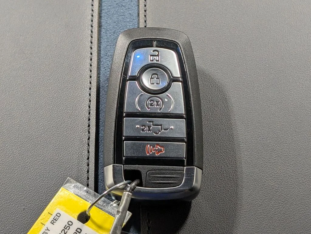 New 2026 Ruby Red Metallic Tinted Clearcoat Ford F-250® Platinum® image 32