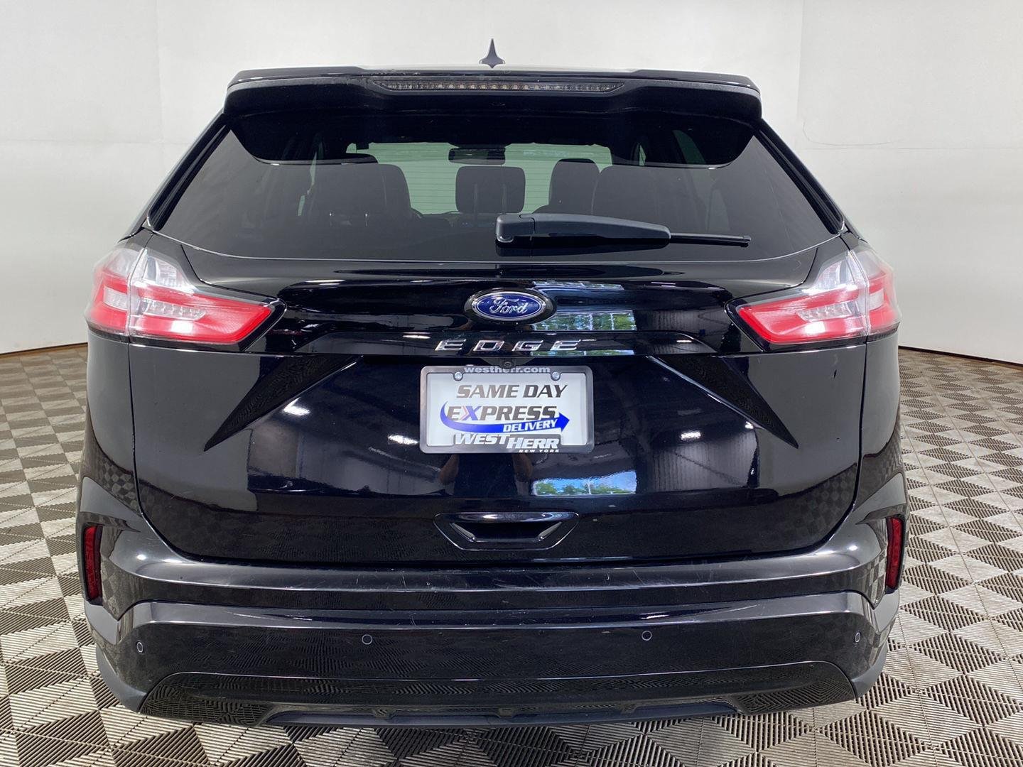 Used 2024 Black Metallic Ford ST Line image 22