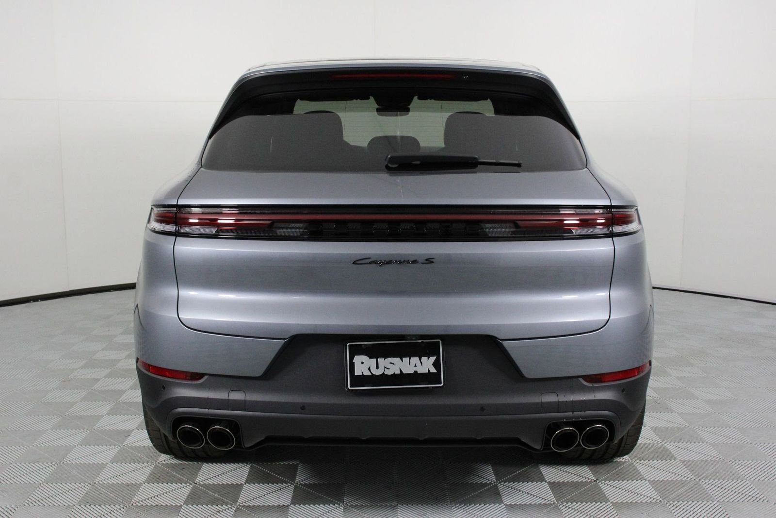 New 2026 Vanadium Grey Metallic Porsche S image 6