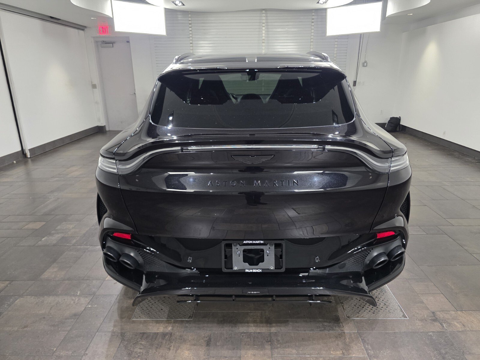 Used 2023 Onyx Black Aston Martin 707 image 21