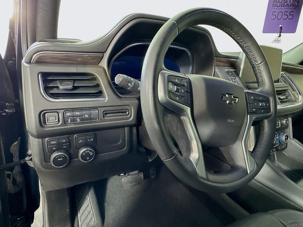 Used 2024 Black Chevrolet Z71 image 11