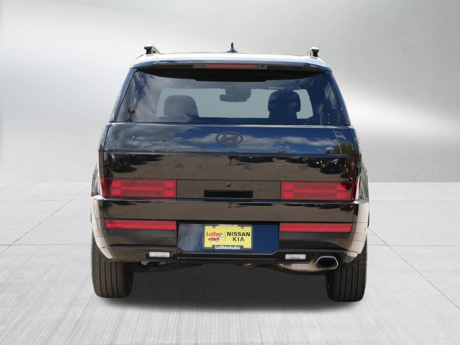 Used 2025 Phantom Black Hyundai Calligraphy image 6