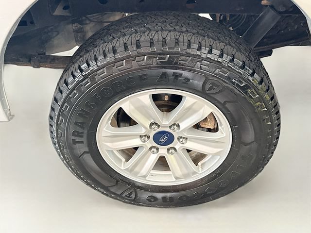 Used 2018 Silver Ford XL image 29