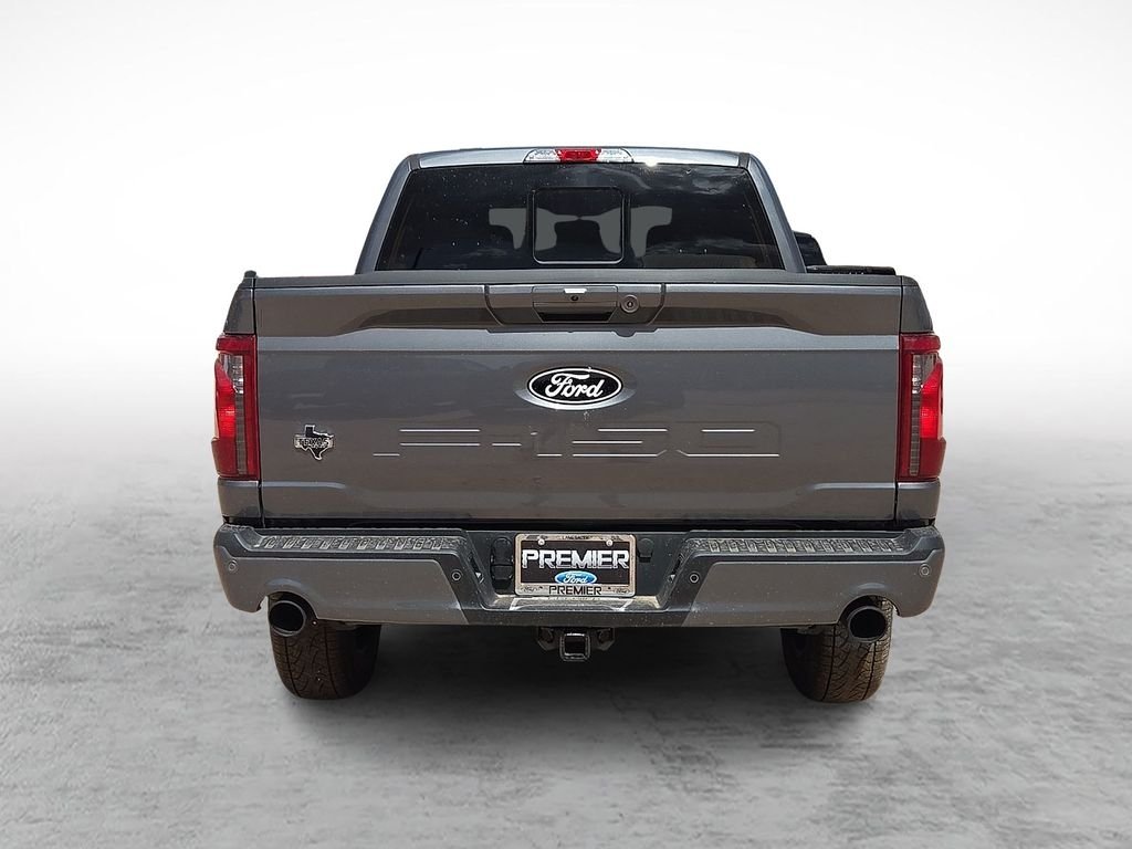 New 2026 Carbonized Gray Metallic Ford XLT image 9