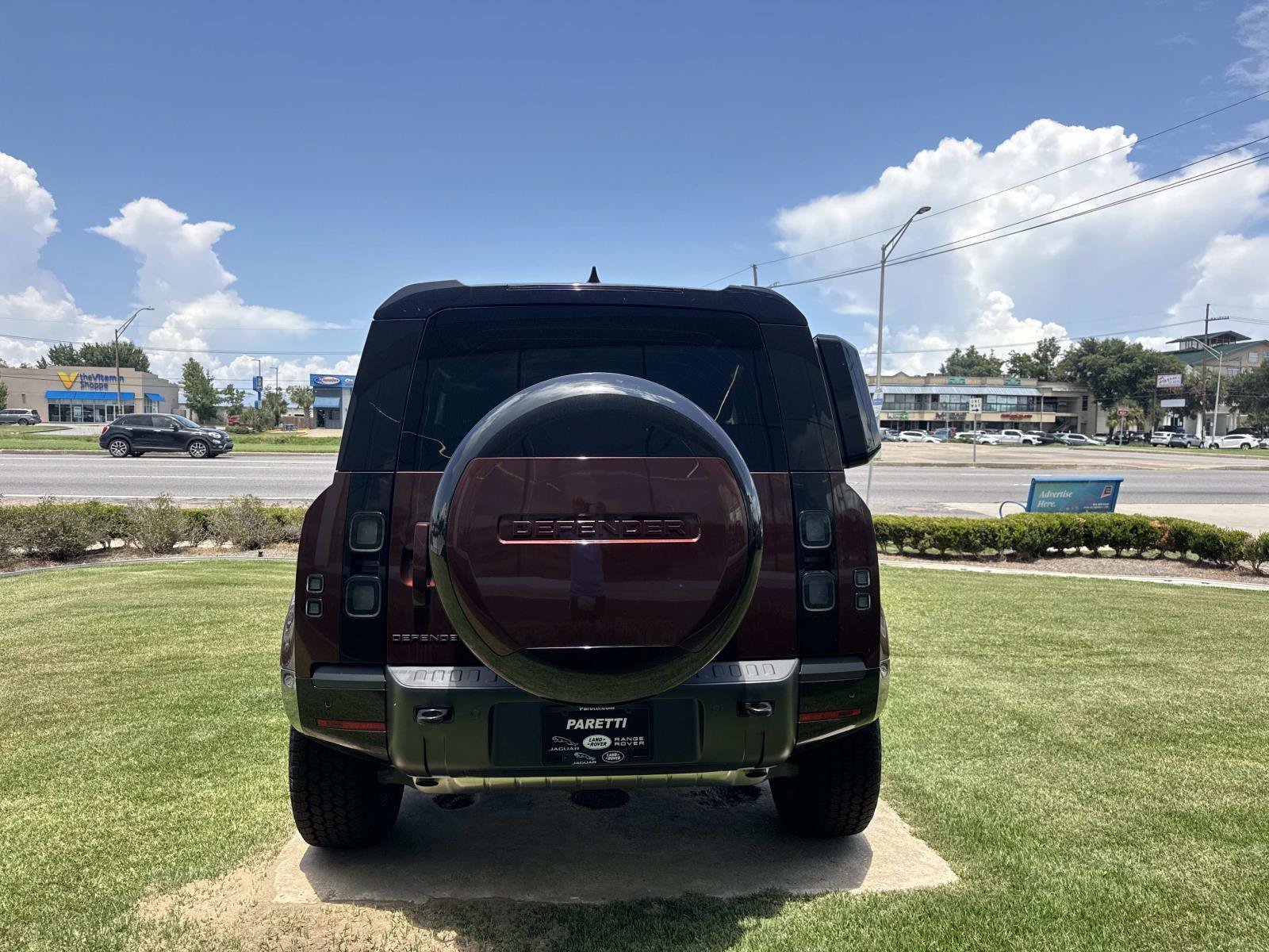 New 2026 Sedona Red Land Rover X-Dynamic SE image 6