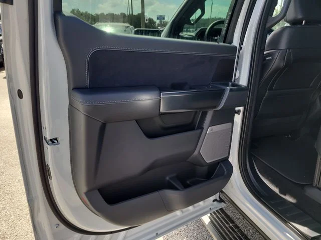 New 2026 Avalanche Ford Platinum image 11