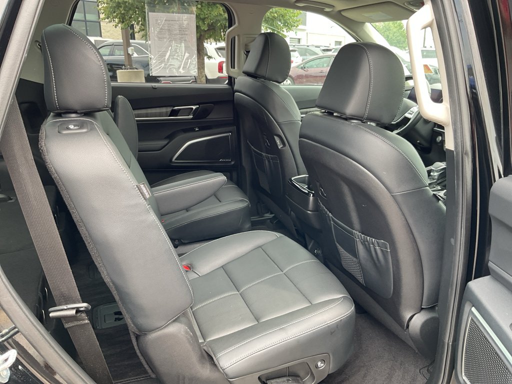 Certified Used 2024 Ebony Black Kia SX image 14