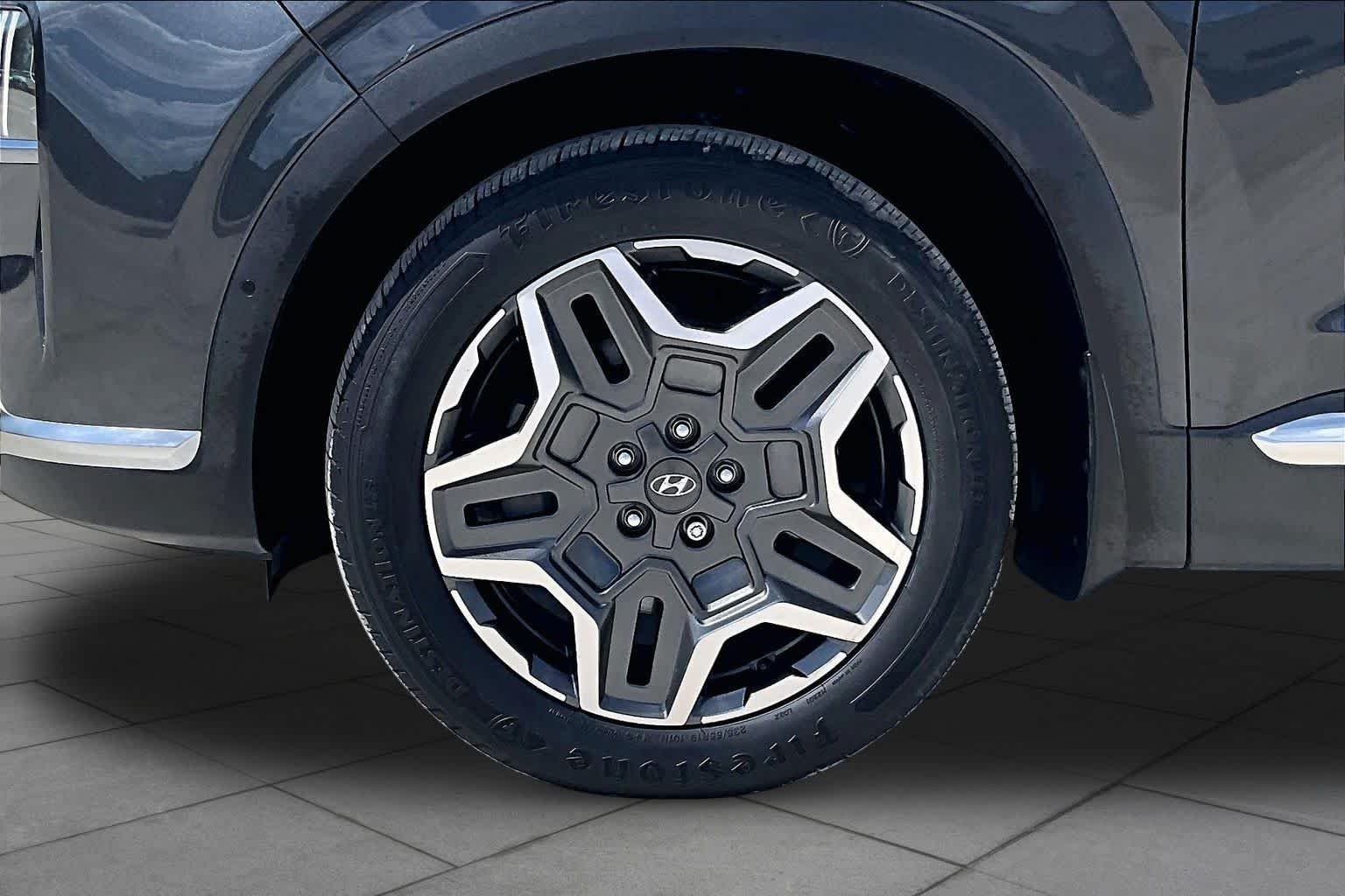 Used 2022 Portofino Gray Hyundai Limited image 10