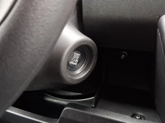 New 2026 Bright White Clear-Coat Exterior Paint RAM Low Roof image 17