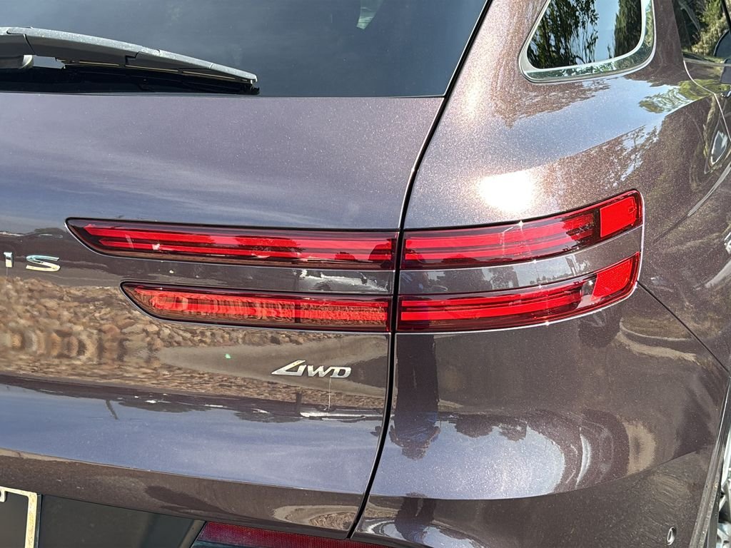Used 2022 Burgundy Genesis 2.5T image 13