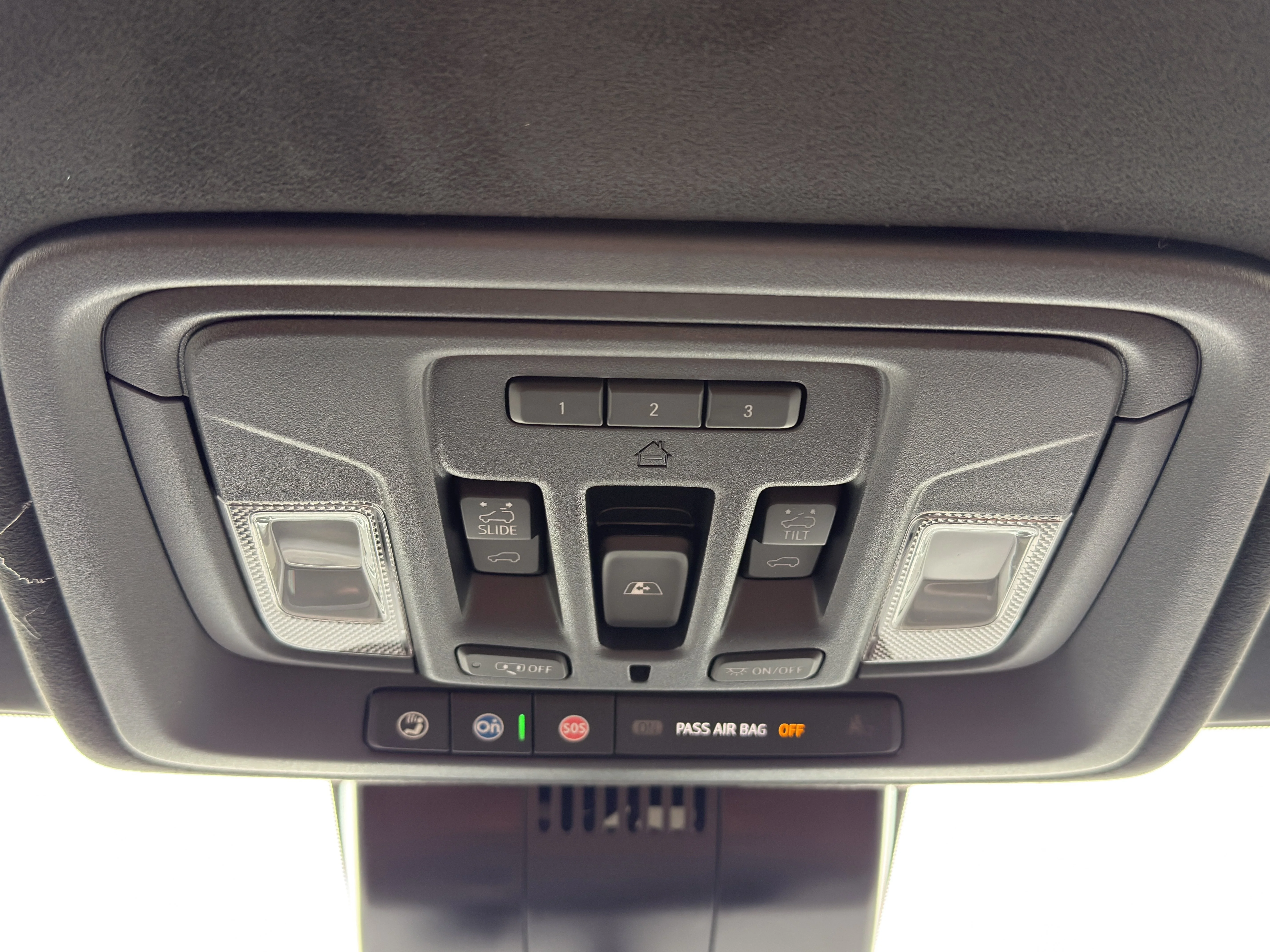 New 2026 Glacier White Tricoat GMC Denali Ultimate image 40