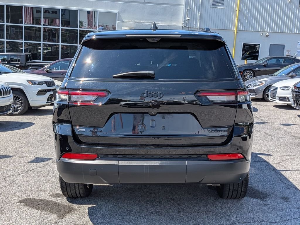 Used 2023 Black Jeep Limited image 7