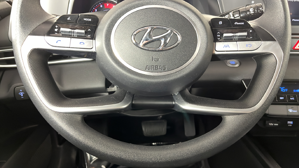 2021 Hyundai Elantra SEL - Photo 23