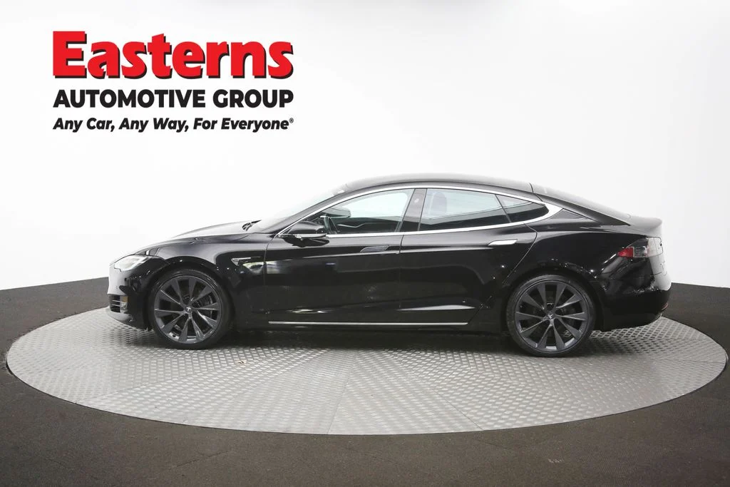 Used 2018 Black Tesla 75D image 59