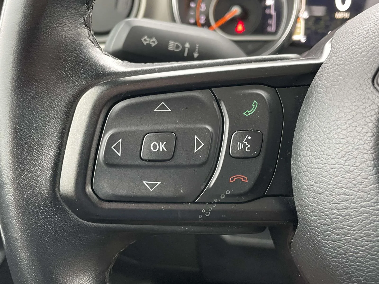 Used 2020 Sting-Gray Clearcoat Jeep Sport S image 10
