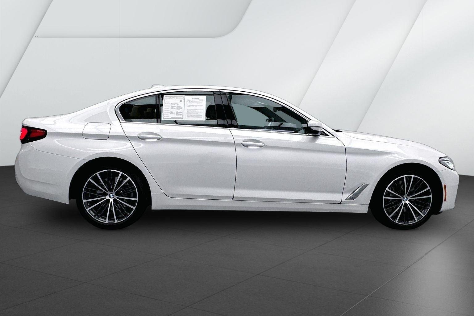 Certified Used 2023 Mineral White Metallic BMW 540i xDrive image 5
