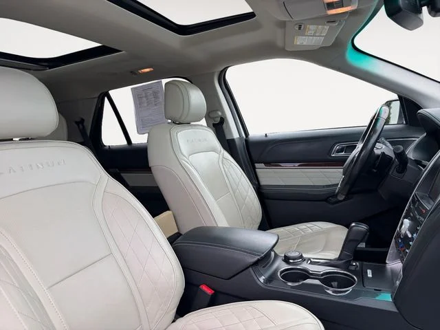 Used 2017 White Ford Platinum image 15