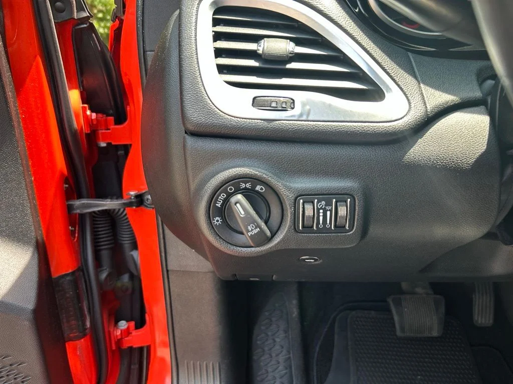 Used 2015 Orange Dodge SXT image 24