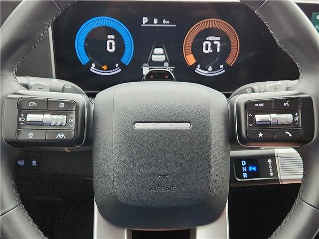 Used 2026 White Hyundai SEL All-Wheel Drive image 19