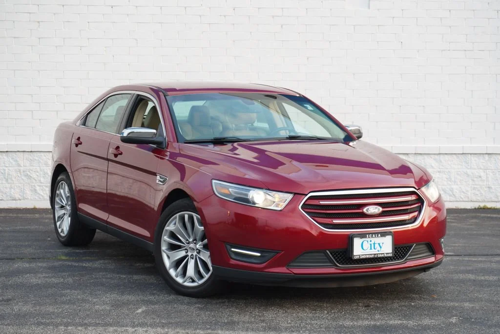 Used 2015 Red Ford Limited image 2