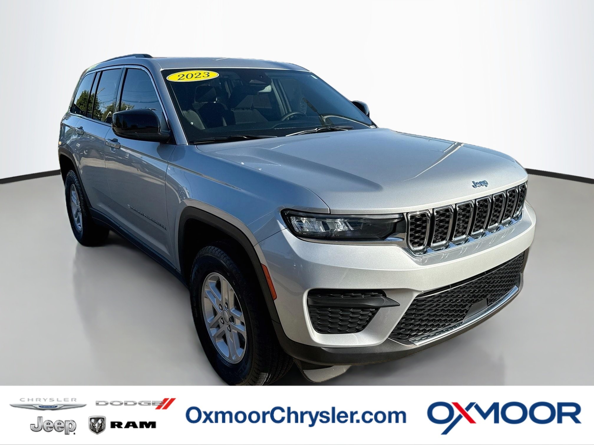 2023 Jeep Grand Cherokee Laredo