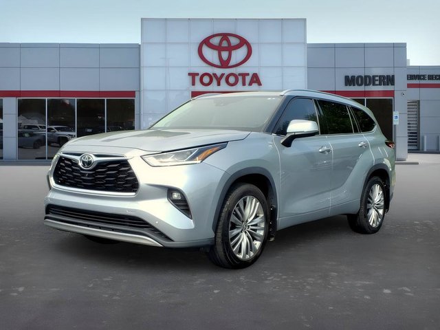 2022 Toyota Highlander Platinum
