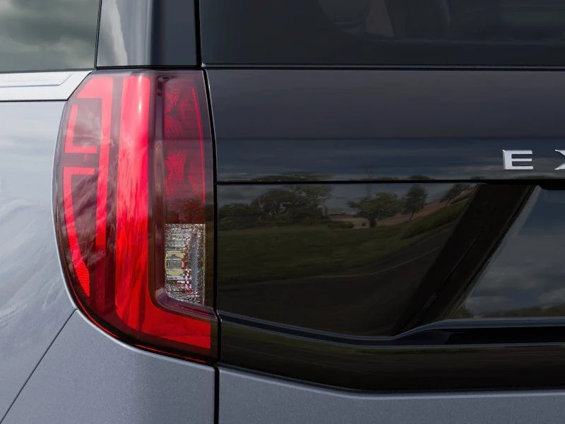 New 2027 Glacier Gray Metallic Tri-Coat Ford Active image 21