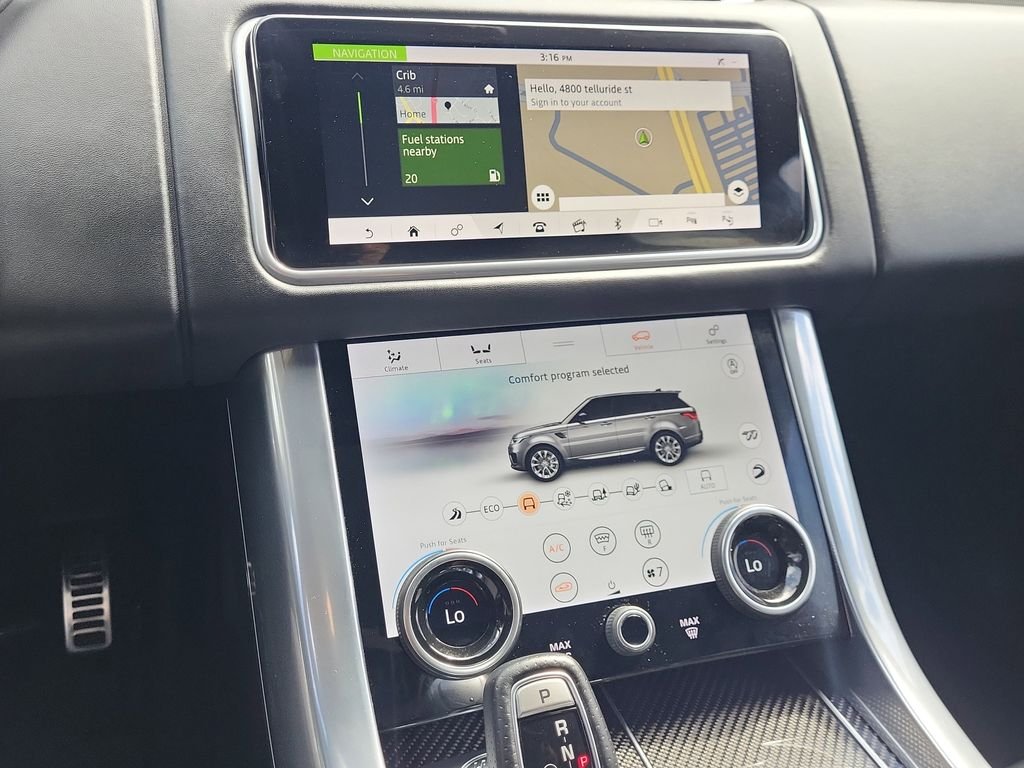 Used 2020  Land Rover SVR image 18