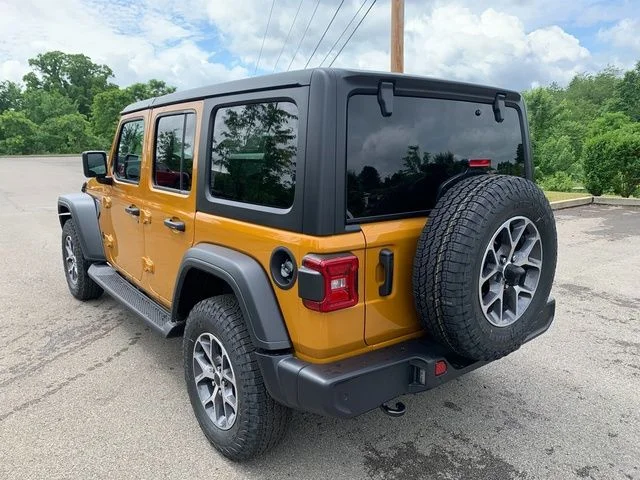 New 2026 Goldilocks Jeep Sport S image 3