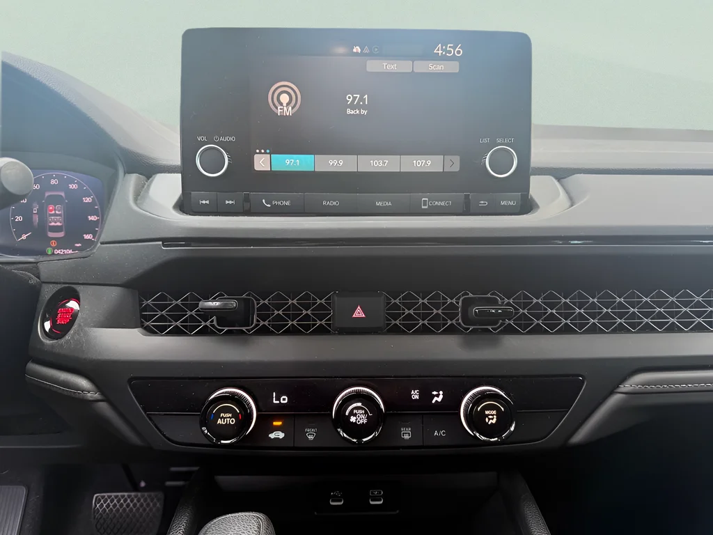 2023 Honda Accord LX - Photo 21