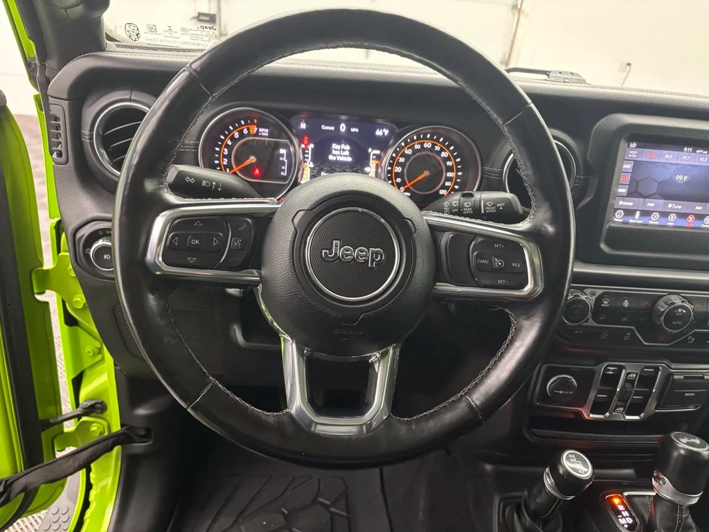 Used 2021 Green Jeep Unlimited Sahara image 19