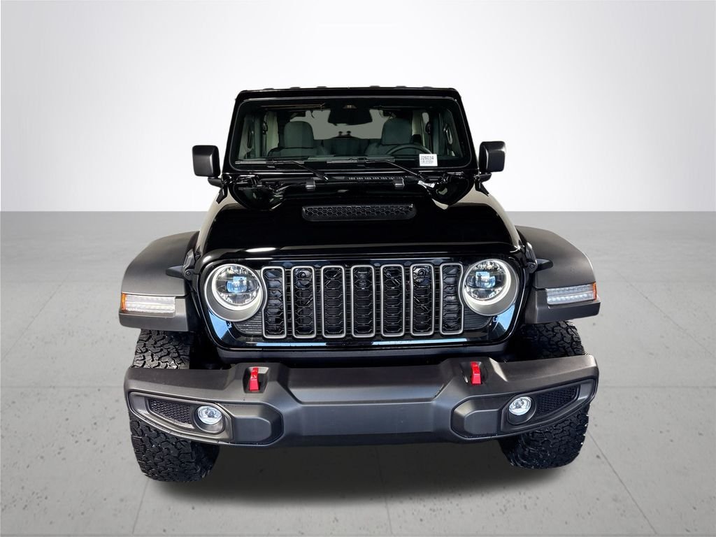 New 2026 Black Clear-Coat Exterior Paint Jeep Rubicon image 3