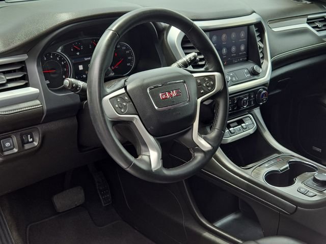 Used 2023 White GMC SLT image 17