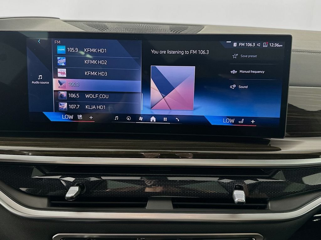 Used 2024 Skyscraper Grey Metallic BMW xDrive40i image 15