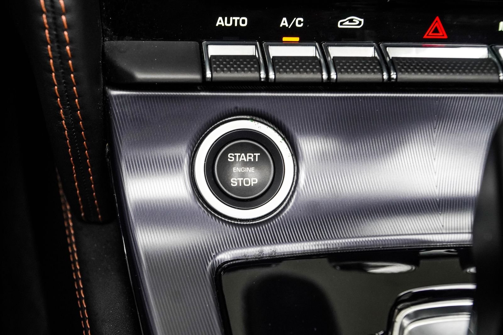 Used 2019 Black Jaguar R image 22