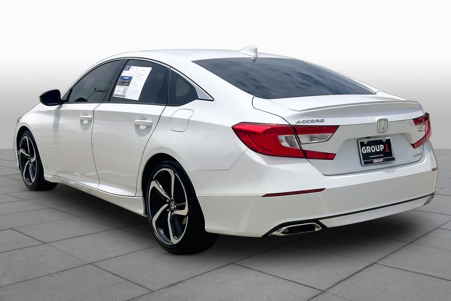 Used 2018 Platinum White Pearl Honda Sport 1.5T image 12