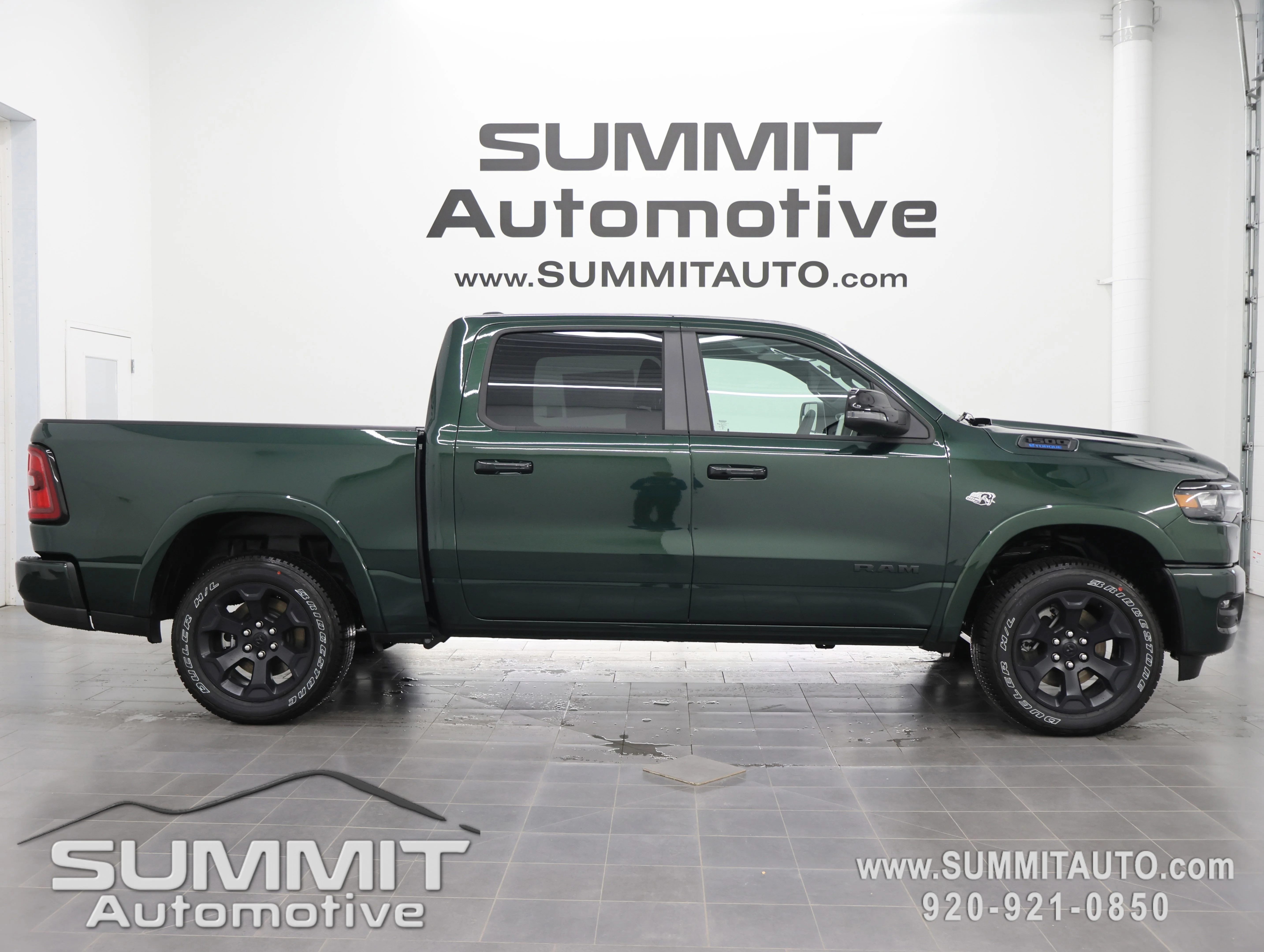2026 RAM 1500 Big Horn/Lone Star 4x4 Crew Cab 5'7's photo