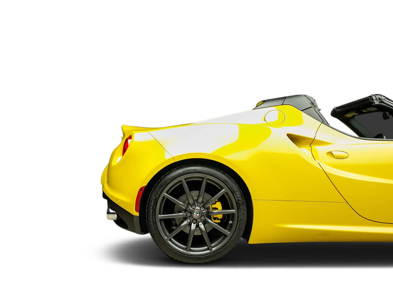 Used 2016 Yellow Alfa Romeo Base image 31