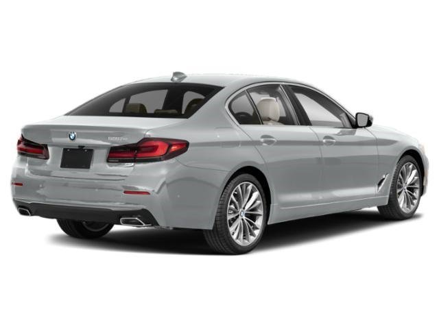Used 2021 Glacier Silver Metallic BMW 530e image 2