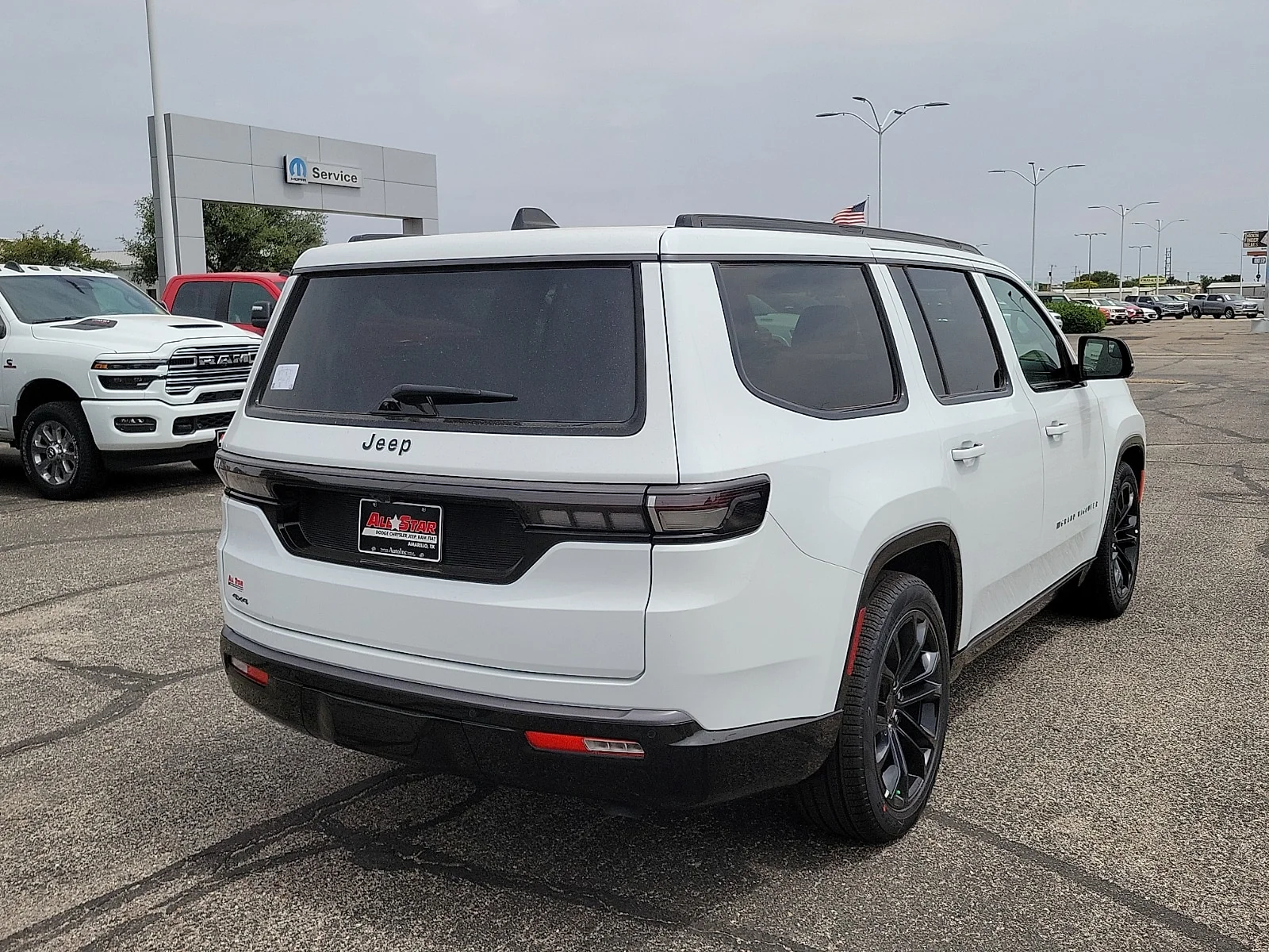 New 2026 Bright White Jeep SUMMIT RESERVE 4X4 image 4