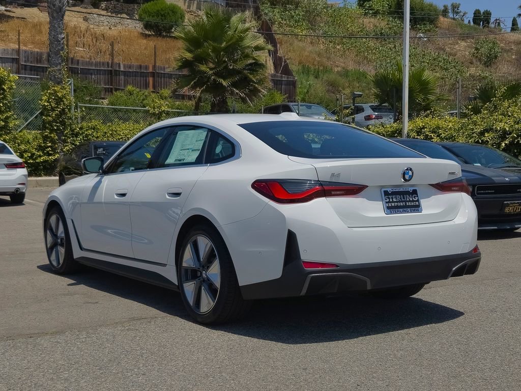 New 2026 Alpine White BMW eDrive40 image 17