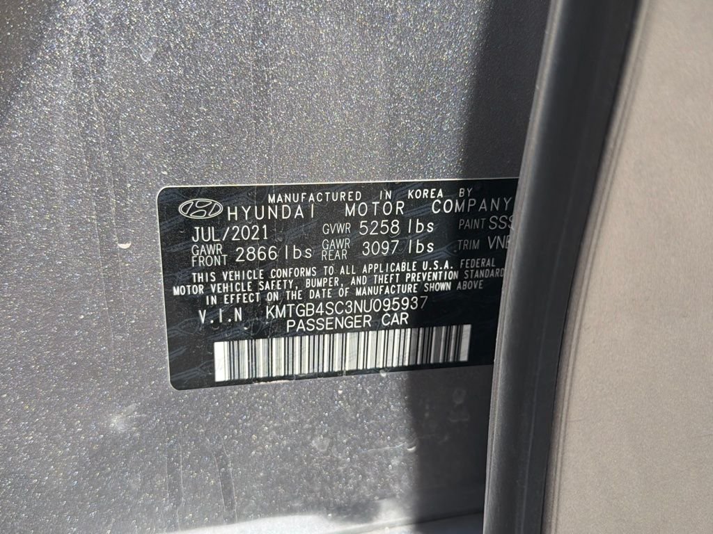 Used 2022 Silver Genesis 2.5T image 16