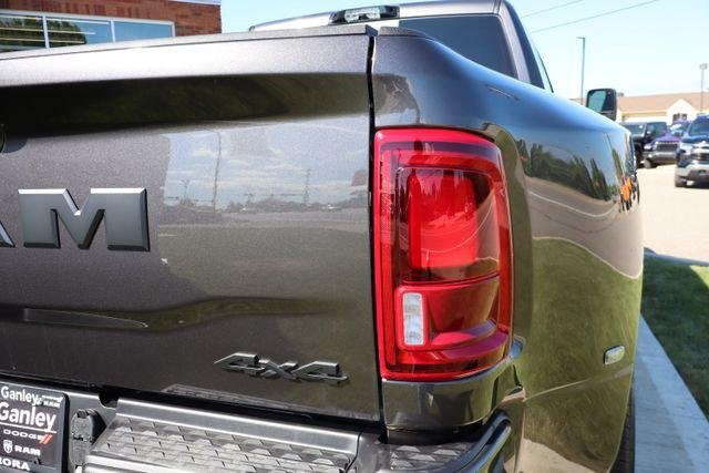 New 2026 Granite Crystal Metallic Clear-Coat Exterior Paint RAM LARAMIE image 56