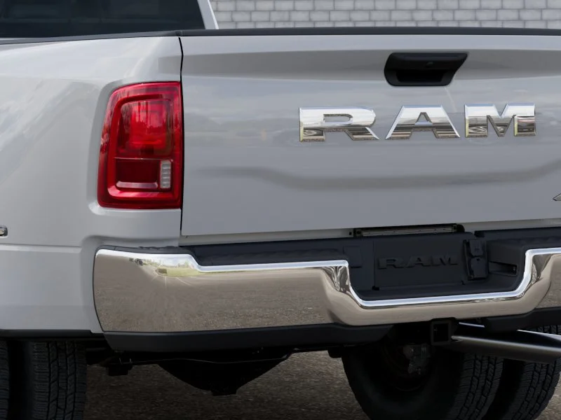 New 2026 Bright White Clear-Coat Exterior Paint RAM Tradesman image 13